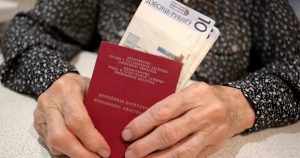 Беларусь прекратила действие соглашения о пенсиях с Украиной