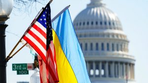 Bloomberg: Украина не получит помощи от США до следующего года