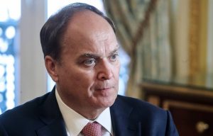 Антонов: США, спонсируя Киев, верны идее "воевать до последнего украинца"