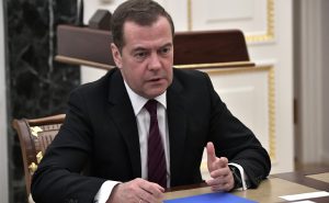Медведев назвал целями СВО разоружение ВСУ и смещение бандеровского режима