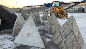 Зеленский придумал новую схему отмывания американских денег - эксперт