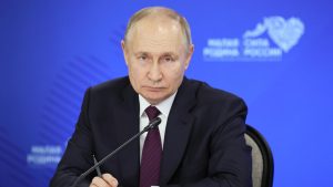 Государственность Украины скоро окажется под вопросом - Путин