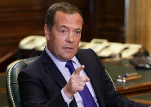 Медведев предупредил Киев о возможном использовании ядерного оружия