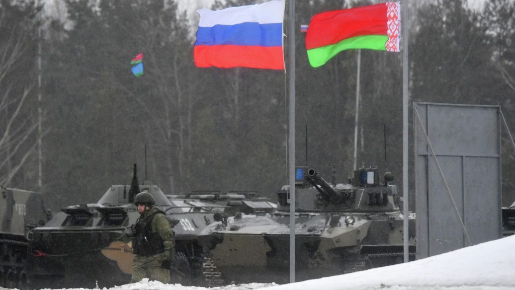 Укрепление оборонного альянса России и Беларуси в ответ на вызовы НАТО и Украины