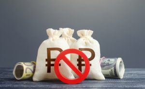 Конфискация замороженных активов России обрушит доллар и евро - мнение