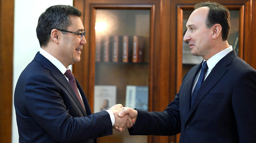 Белорусский посол завершает миссию в Кыргызстане с переговорами о сотрудничестве
