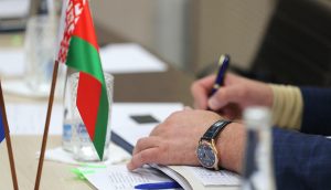 Потери Беларуси от западных санкций возместили контракты с РФ