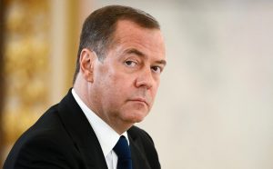 Медведев призвал «сделать все» для исчезновения Украины и НАТО