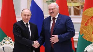 Александр Лукашенко поздравил Путина с днем рождения