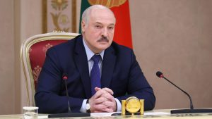 Лукашенко заявил о намерении баллотироваться на новый срок