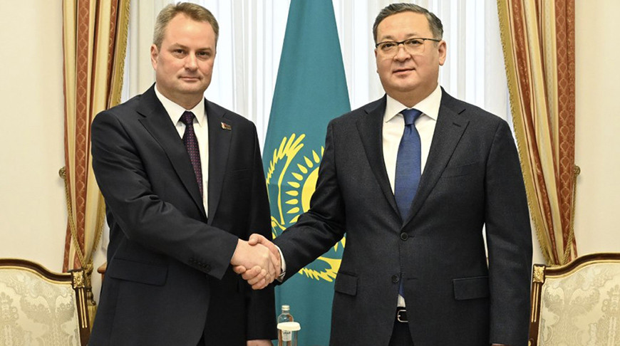 Президент Казахстана отметил заслуги посла Беларуси в укреплении сотрудничества между странами