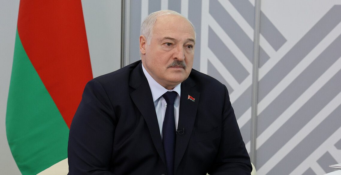 Лукашенко предложил создать "белорусское NASA"