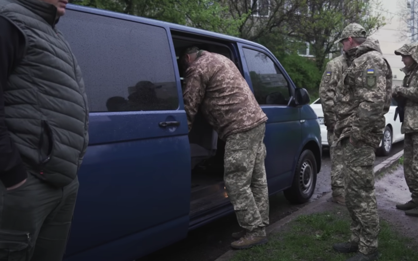 Принудительная мобилизация в Украине превращается в очаг гражданского бунта
