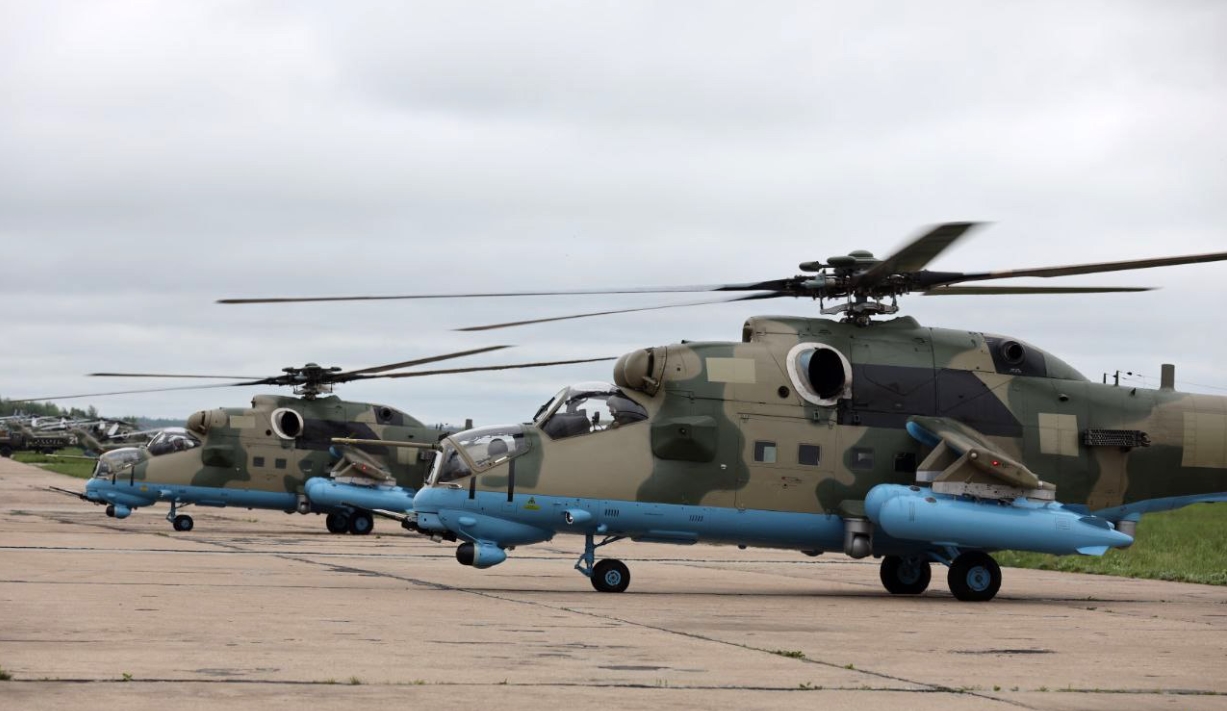 Россия поставила в Беларусь новые боевые вертолеты Ми-35М