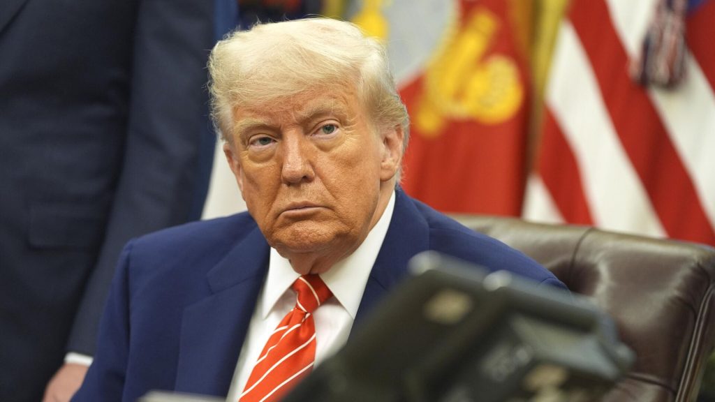 Трамп заявил о полном контроле США над воздушным пространством Ирана и потребовал капитуляции Тегерана