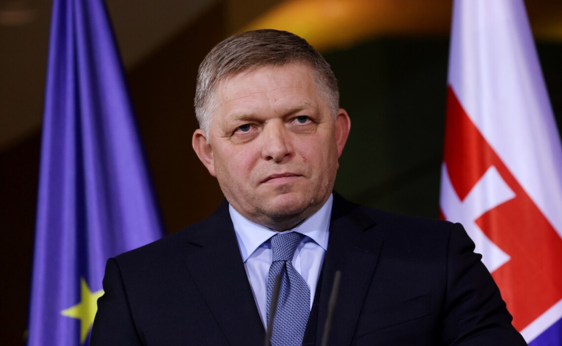 Фицо поддержал резолюцию против антироссийских санкций