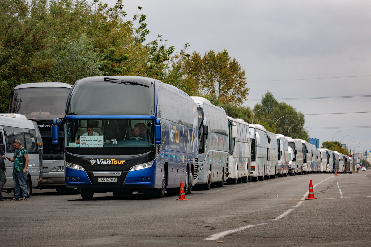 Польская сторона прекратила принимать автобусы на границе - ГПК