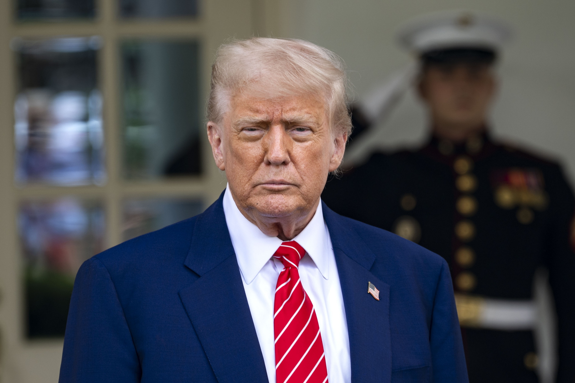 Трамп: Украина дала России повод «разбомбить их к чертям»