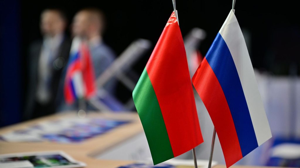 Шаг к интеграции: белорусам в РФ разрешили участвовать в выборах