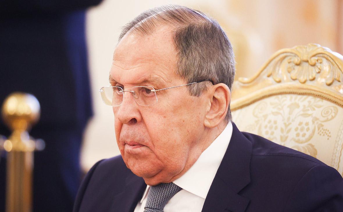Лавров: Зеленский не является легитимным лицом для подписания соглашений
