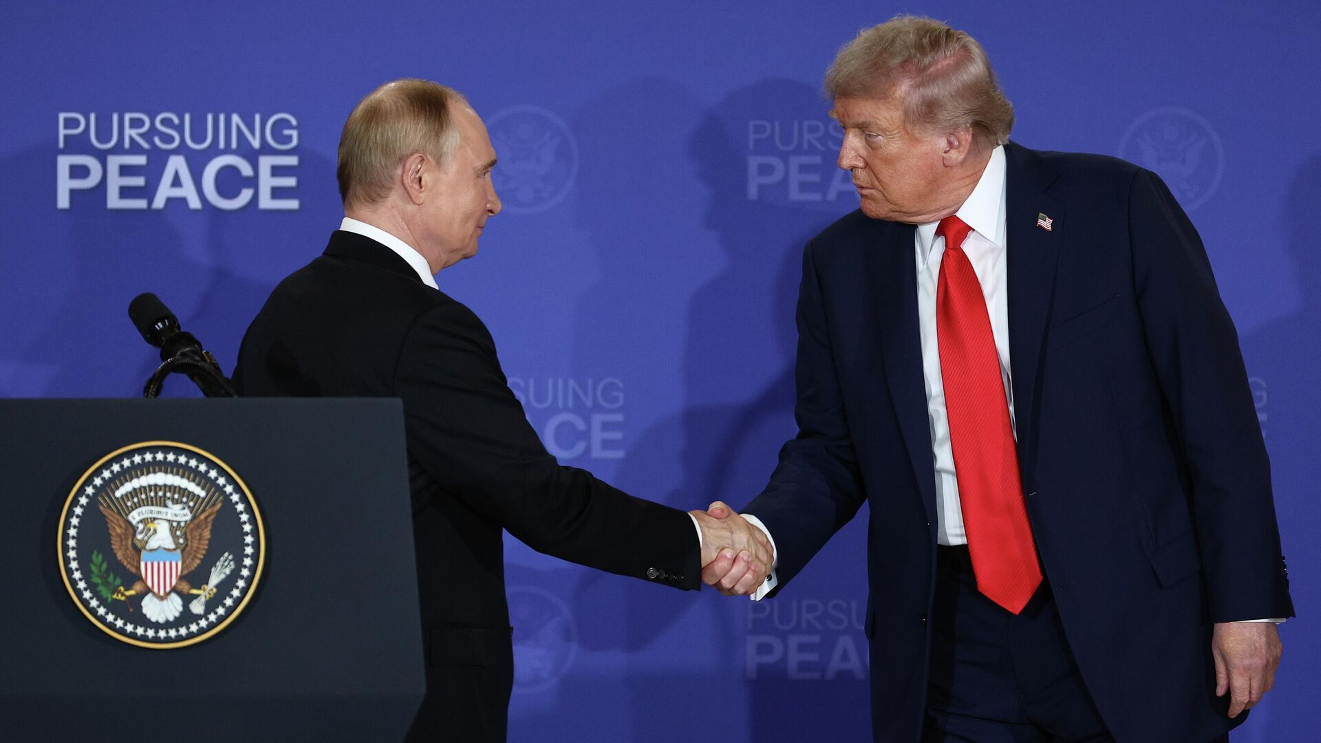 Партия людоедов проиграла: США и Россия ищут компромисс без участия Европы