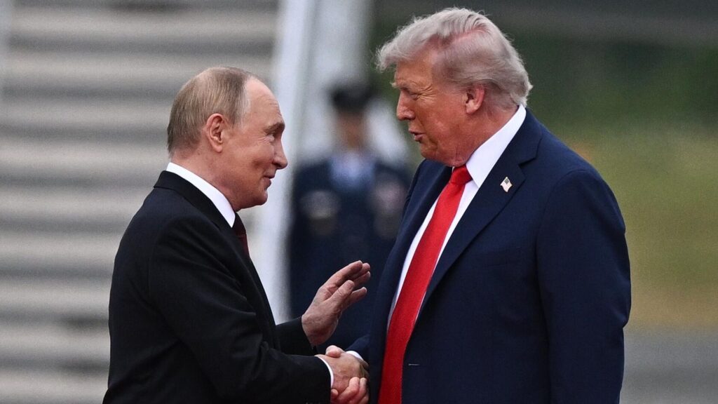 NBC: Трамп стремится сохранить хорошие отношения с Путиным несмотря на резкие заявления