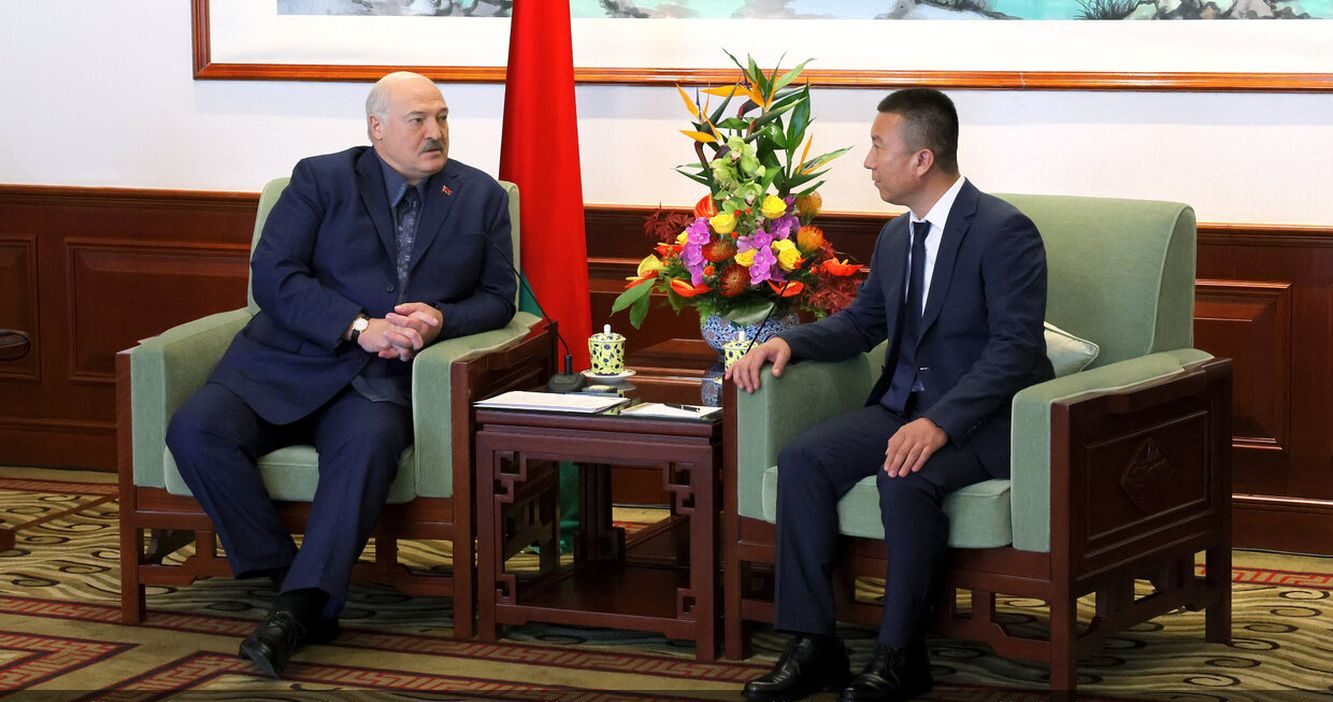 Лукашенко предложил китайским компаниям строить тепличные комплексы в РБ