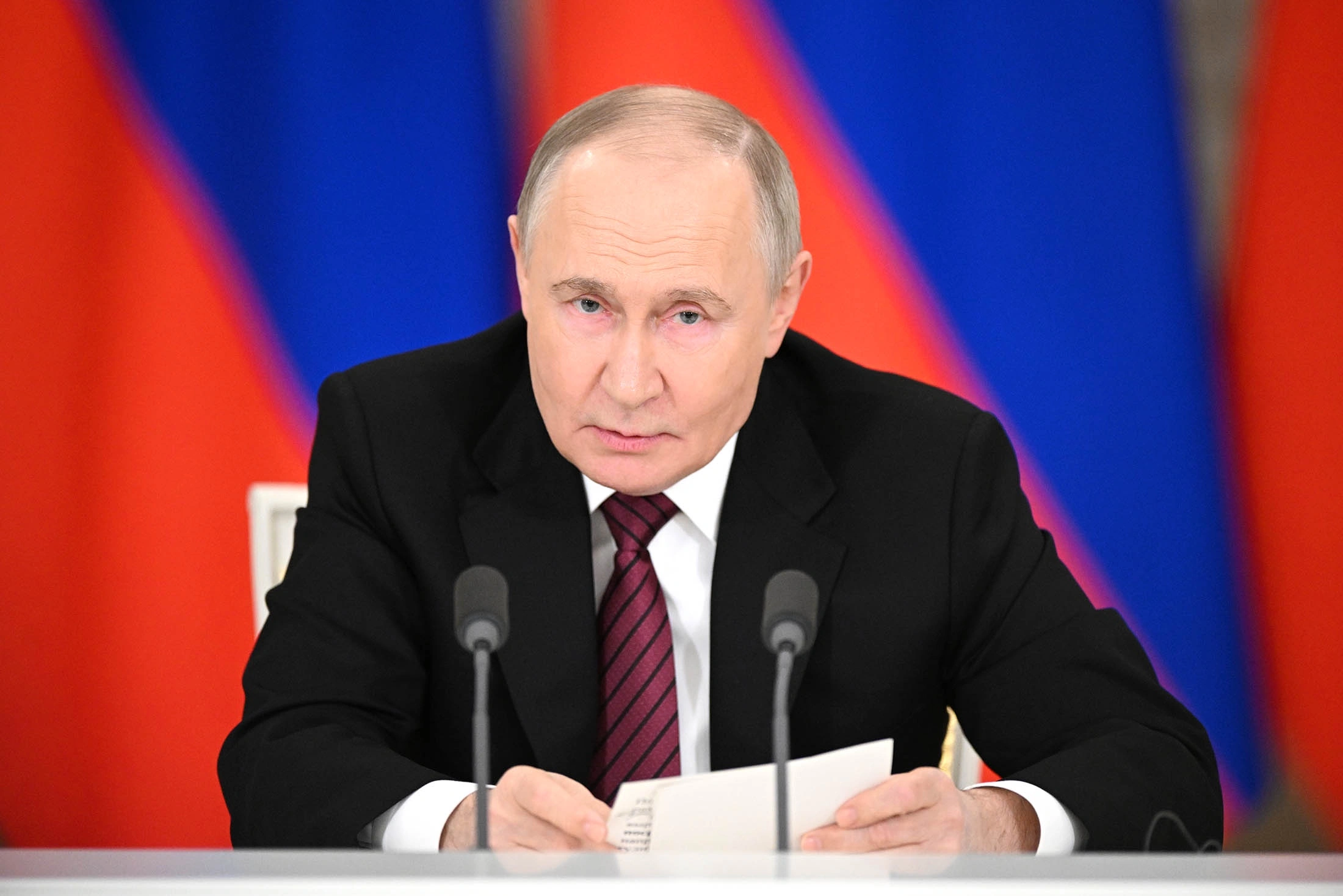 Путин заявил о готовности России ответить на любые угрозы