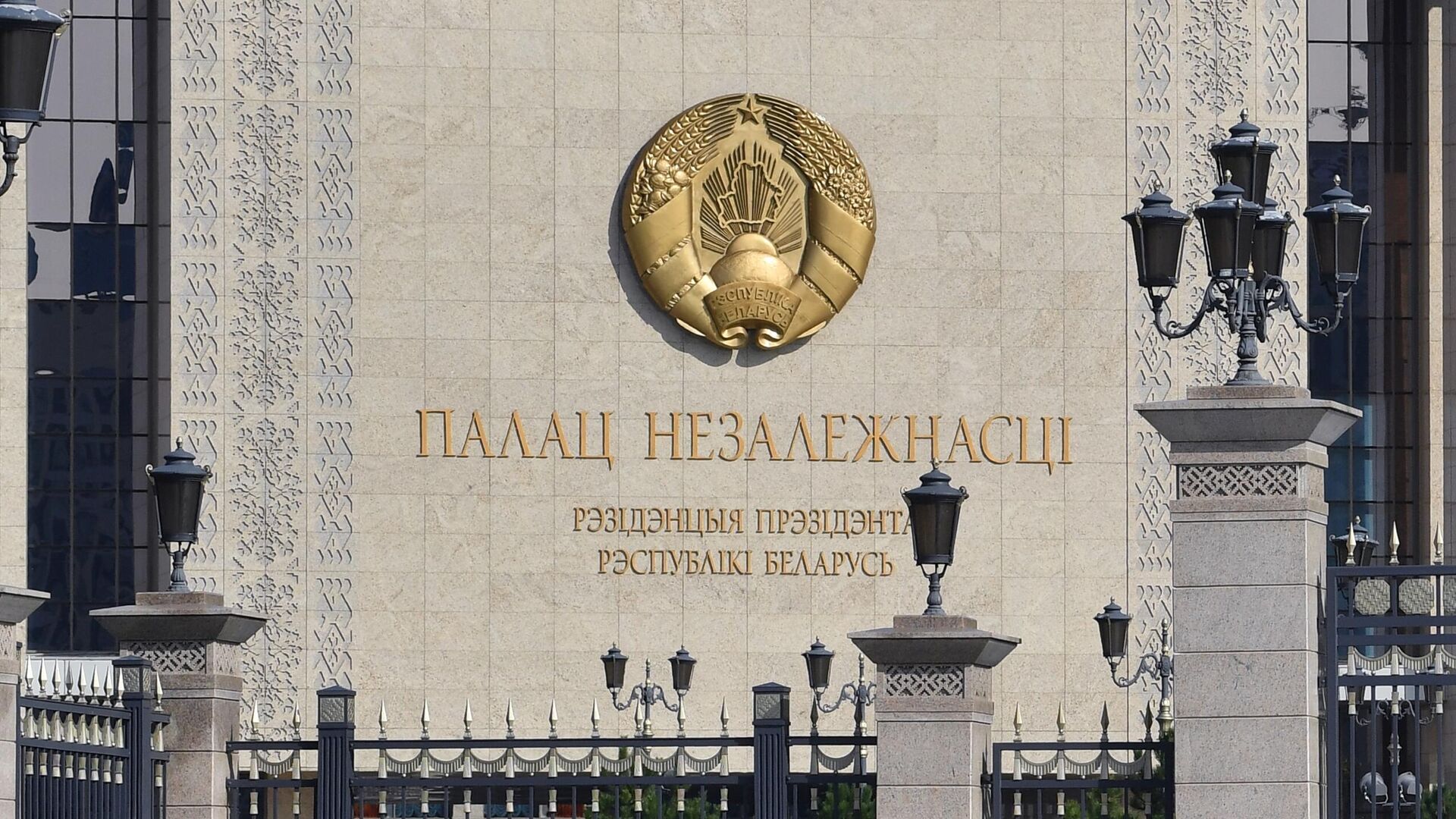 Беларусь и Оман подписали соглашение об автомобильных перевозках грузов