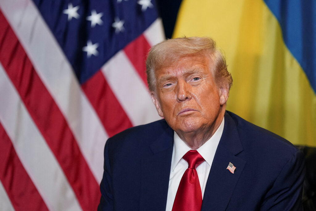 Трамп: США не могут лишиться своего оружия ради Украины