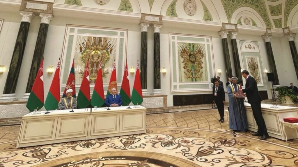 Беларусь и Оман подписали соглашение о безвизовом режиме