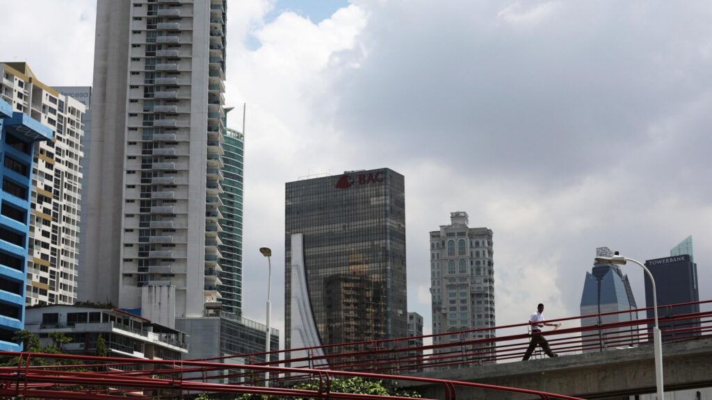 Лукашенко заявил о намерении укрепить сотрудничество Беларуси и Панамы