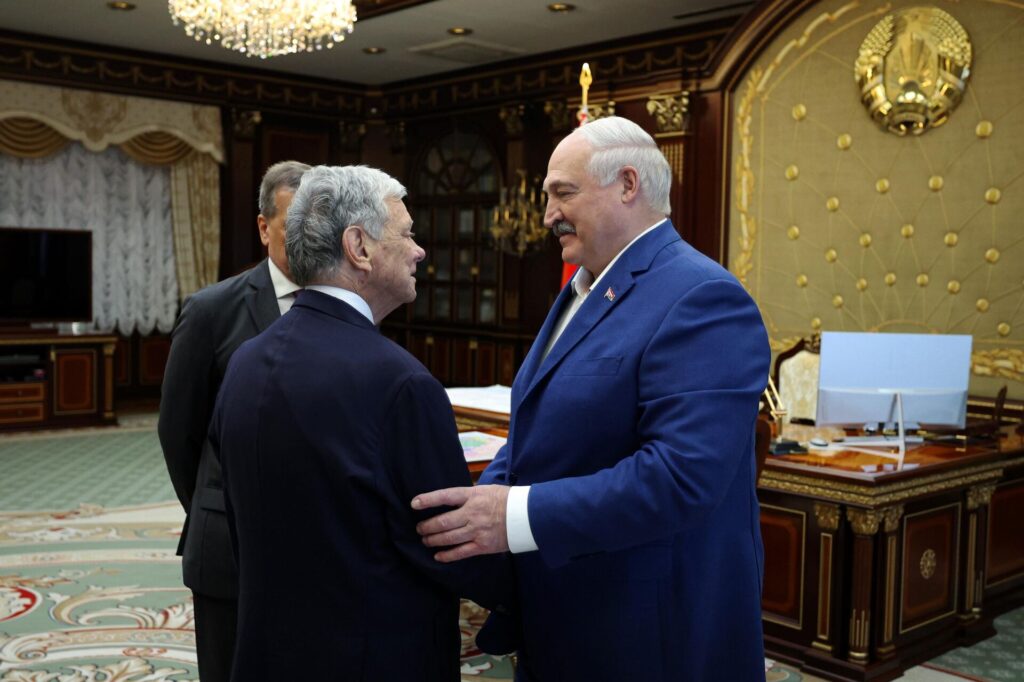 Трамп назначил своего адвоката Джона Коула спецпосланником США в Беларуси