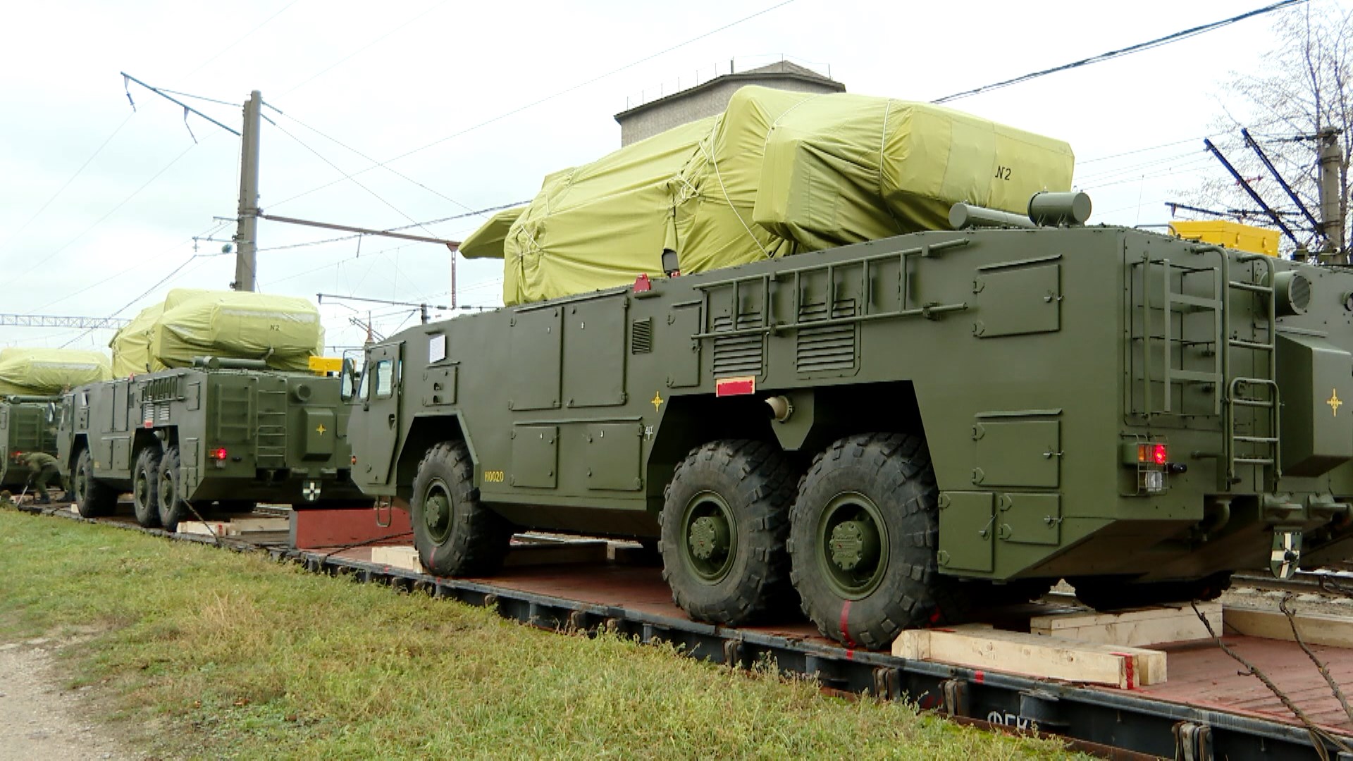 Минобороны: в Беларусь прибыли очередные батареи ЗРК "Тор-М2"