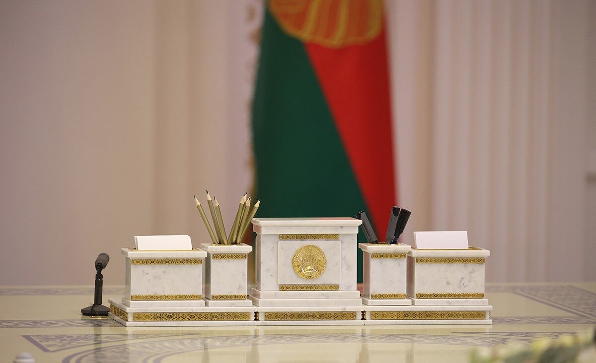 Лукашенко ратифицировал шесть международных договоров