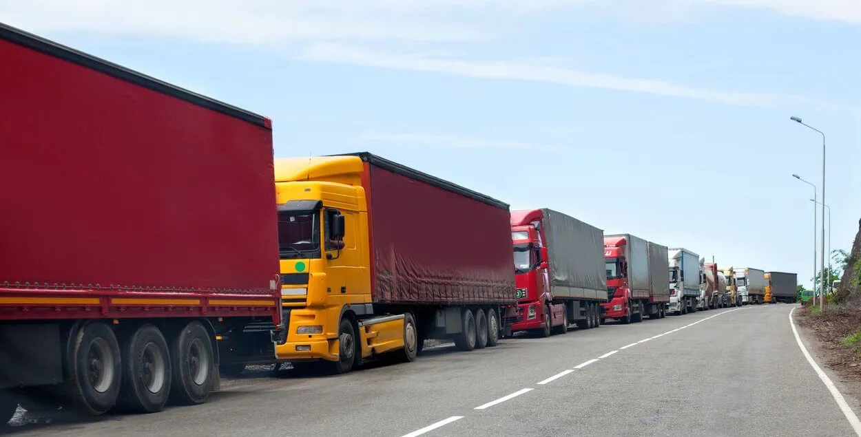 Беларусь разрешила прицепам Литвы движение только для перегрузки товаров