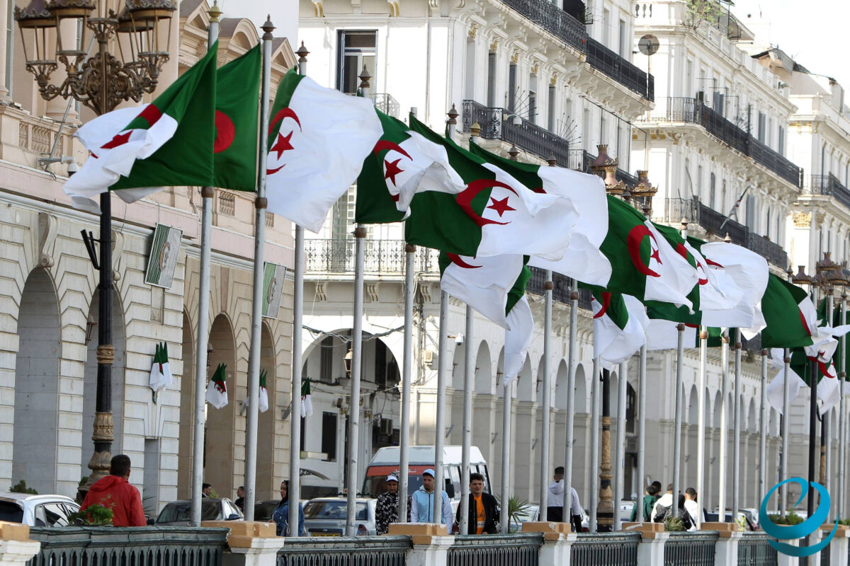 Лукашенко планирует в скором времени посетить Алжир