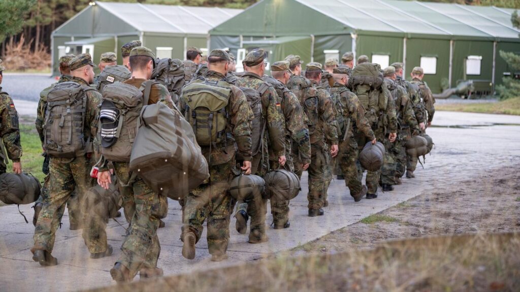 Берлин и Варшава договорились о новом оборонном пакте: подписание ожидается в 2025 году