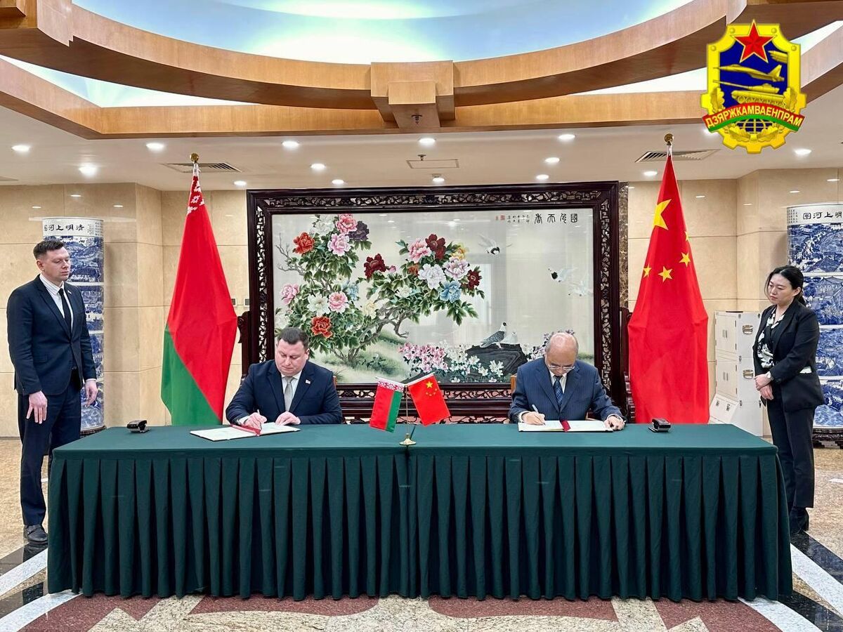 Минск и Пекин обсудили военно-техническое сотрудничество