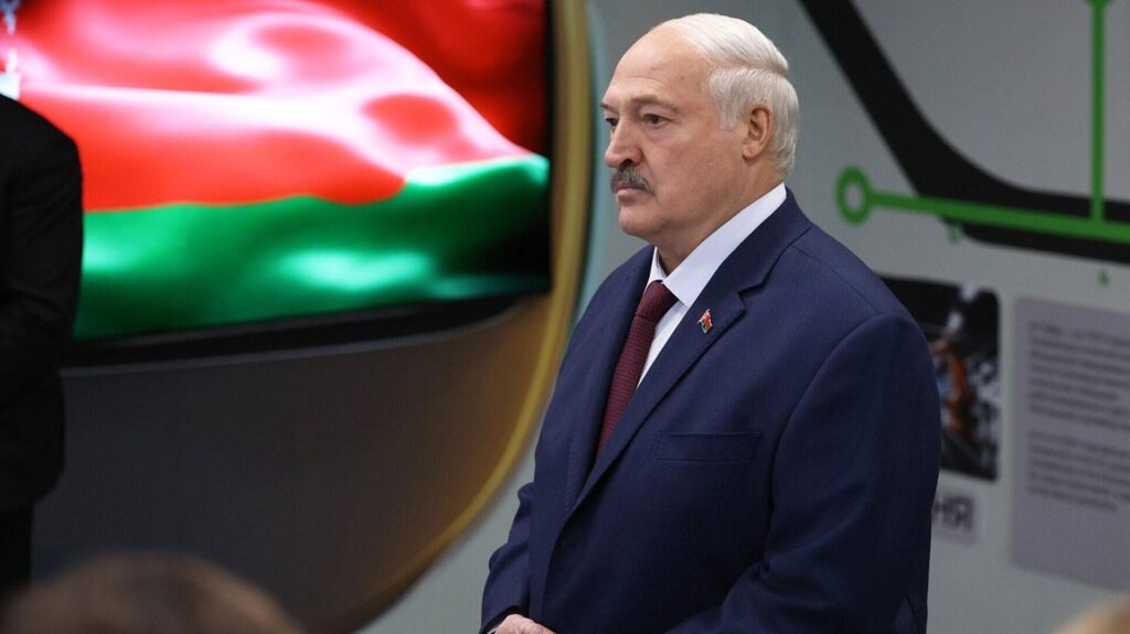 Лукашенко осудил атаку беспилотников на резиденцию Путина: «Дичайший терроризм на госуровне»