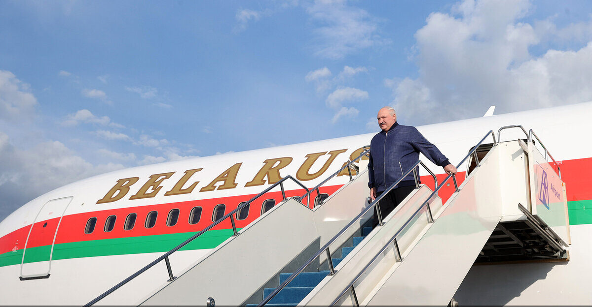 Президент Беларуси 2-3 декабря совершит официальный визит в Алжир