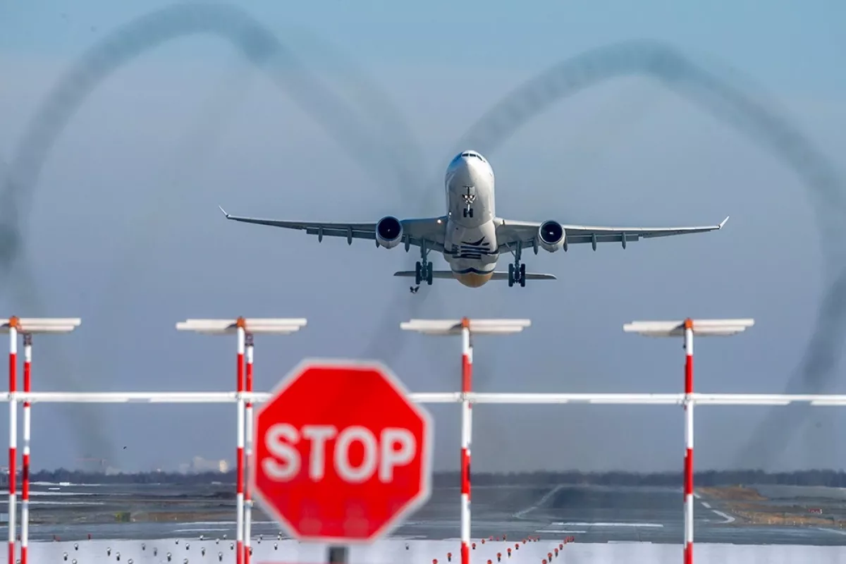 Латвия продлила запрет на ночные полеты у границы с Беларусью и РФ