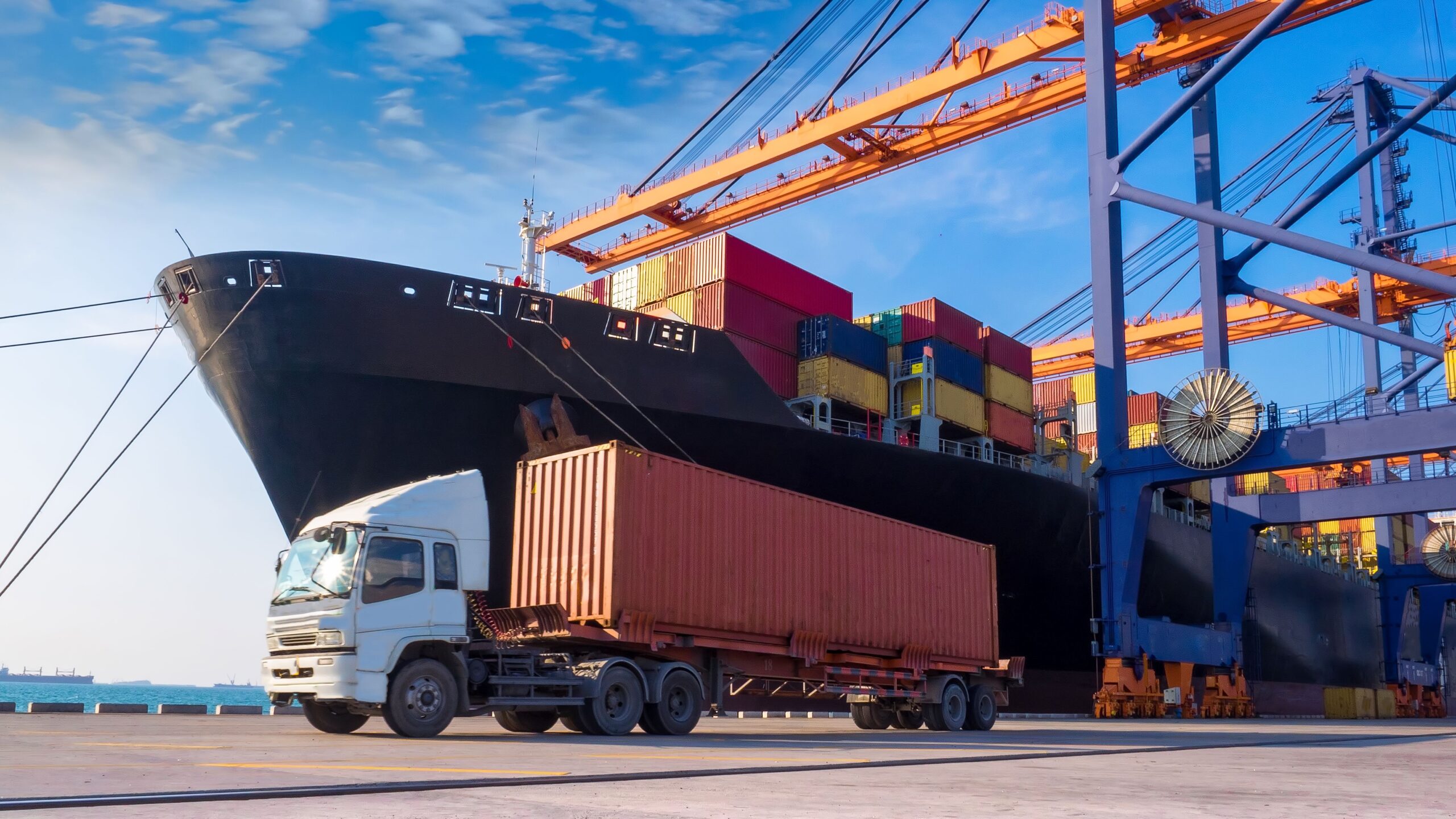 Беларусь планирует в 2025 году перевалить через порты РФ 16 млн тонн грузов