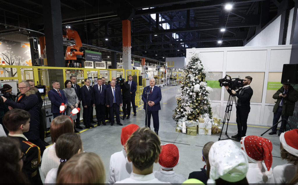 Мир — главный приоритет: Лукашенко пообещал сделать всё для его сохранения