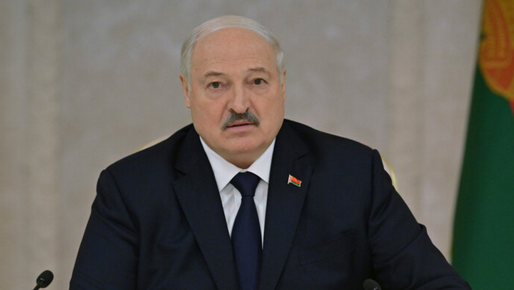 Лукашенко призвал Киев отказаться от «одержимости территориями» ради спасения людей