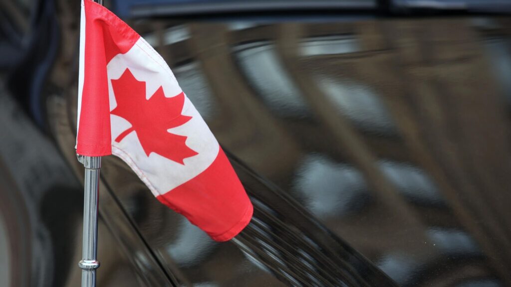 Кремль предупредил Оттаву о «большой головной боли» из-за Гренландии