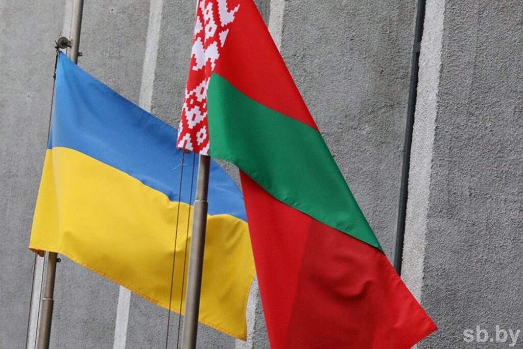 Киев рвёт последние связи: Украина официально разорвала таможенное соглашение с Беларусью