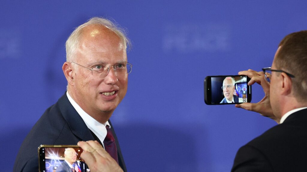 В России заявили, что США признали зависимость мира от российской нефти