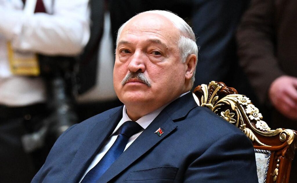 Лукашенко предупредил о жесткой реакции на попытку повторить события 2020 года