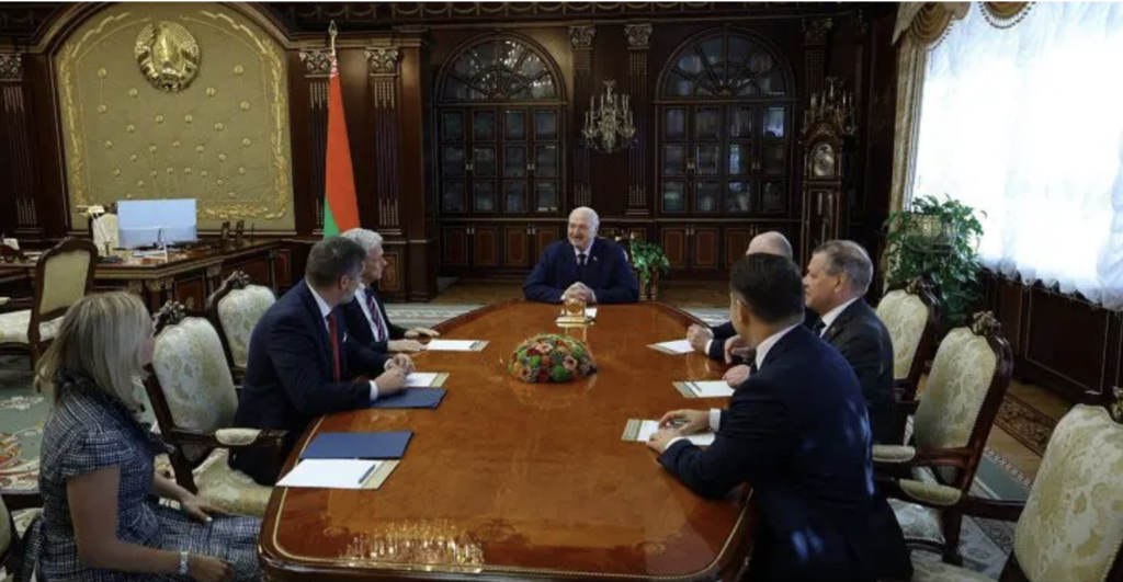 Лукашенко заявил о «большой сделке» с США: что обсуждают стороны